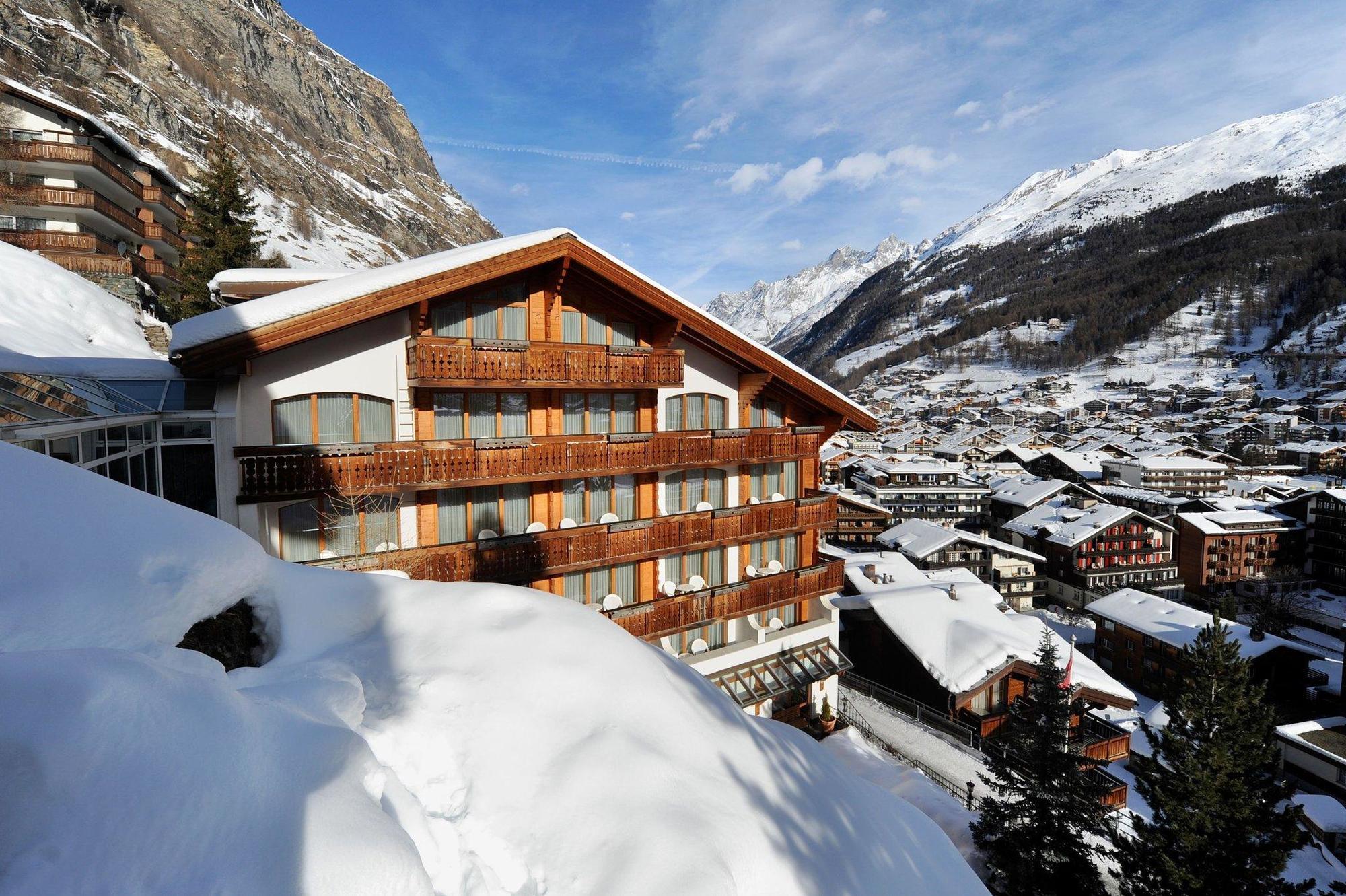 Hotel Tschugge Zermatt Exterior photo